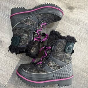 Sorel Girls Size 12 Tivoli II Waterproof Boot, GUC